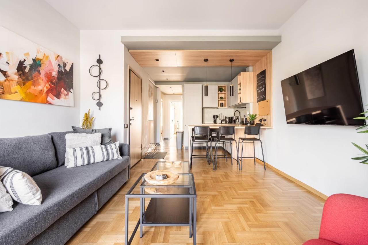 Athena Blue Lux Apartments 2Br 2Ba With City Skyline View, Near Kolonaki アテネ エクステリア 写真