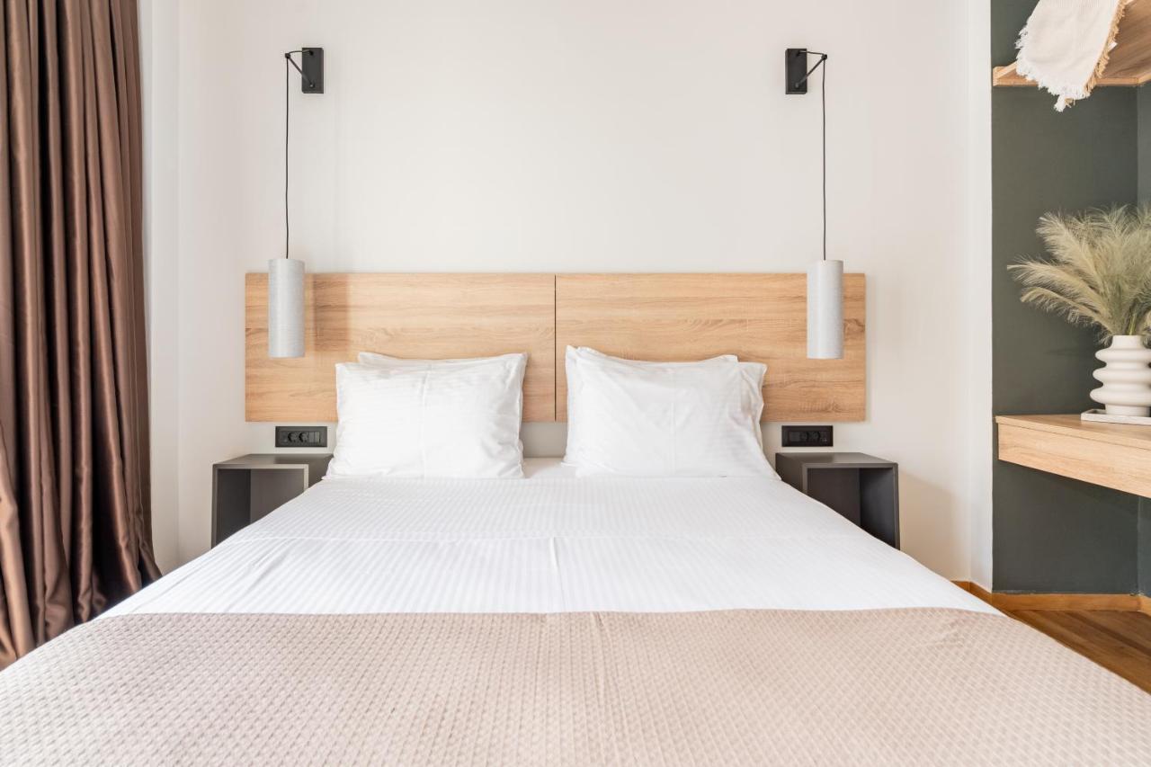 Athena Blue Lux Apartments 2Br 2Ba With City Skyline View, Near Kolonaki アテネ エクステリア 写真
