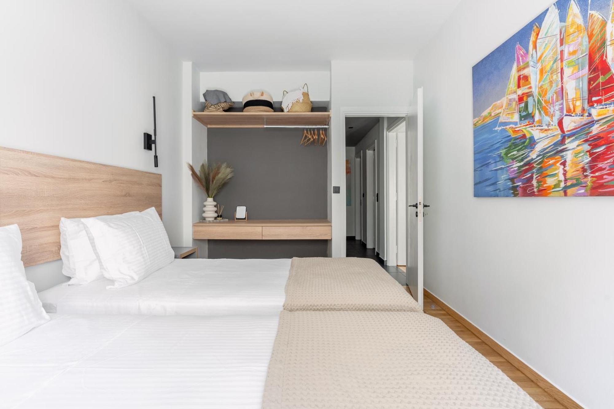 Athena Blue Lux Apartments 2Br 2Ba With City Skyline View, Near Kolonaki アテネ エクステリア 写真