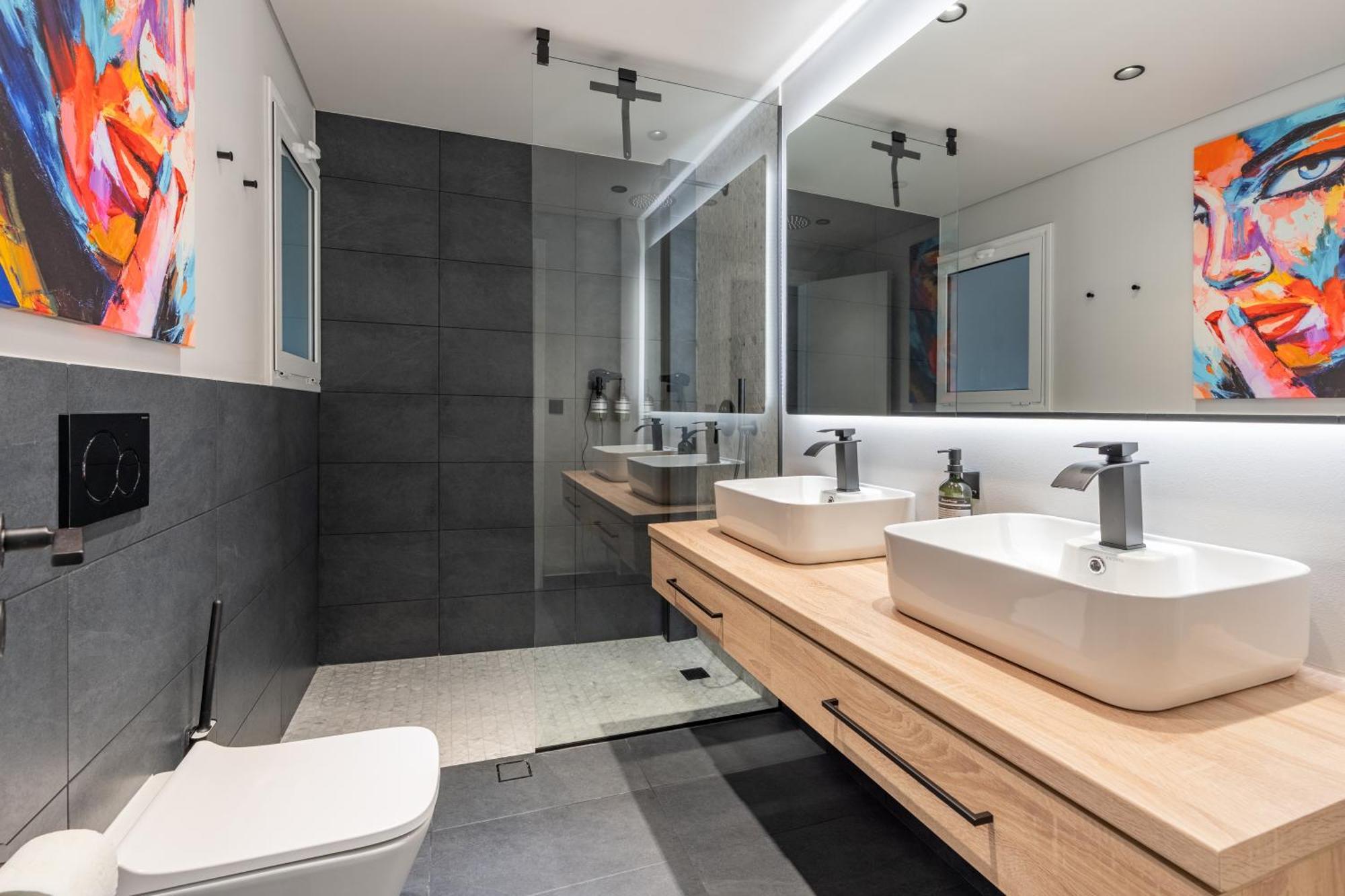 Athena Blue Lux Apartments 2Br 2Ba With City Skyline View, Near Kolonaki アテネ エクステリア 写真