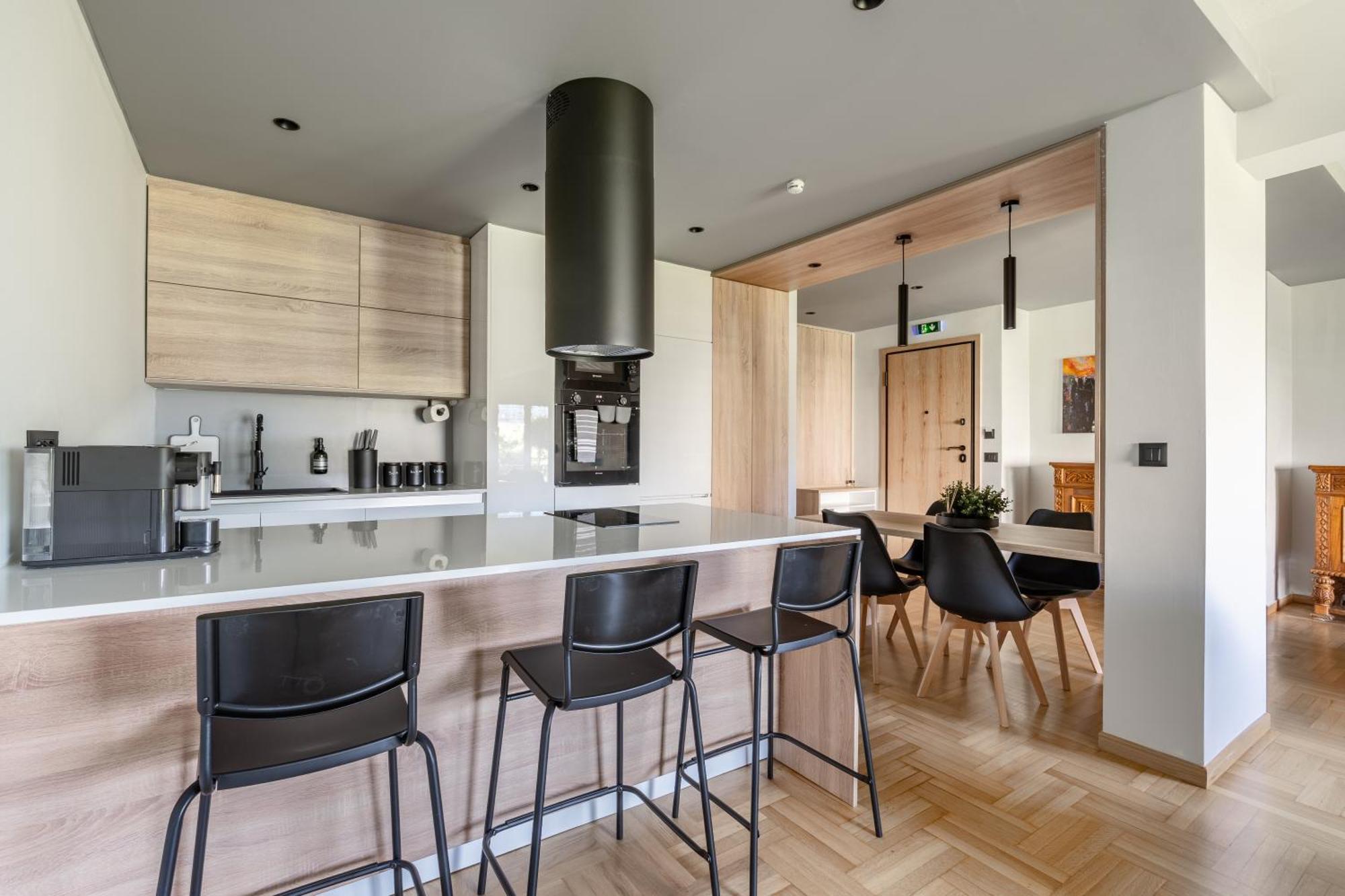 Athena Blue Lux Apartments 2Br 2Ba With City Skyline View, Near Kolonaki アテネ エクステリア 写真
