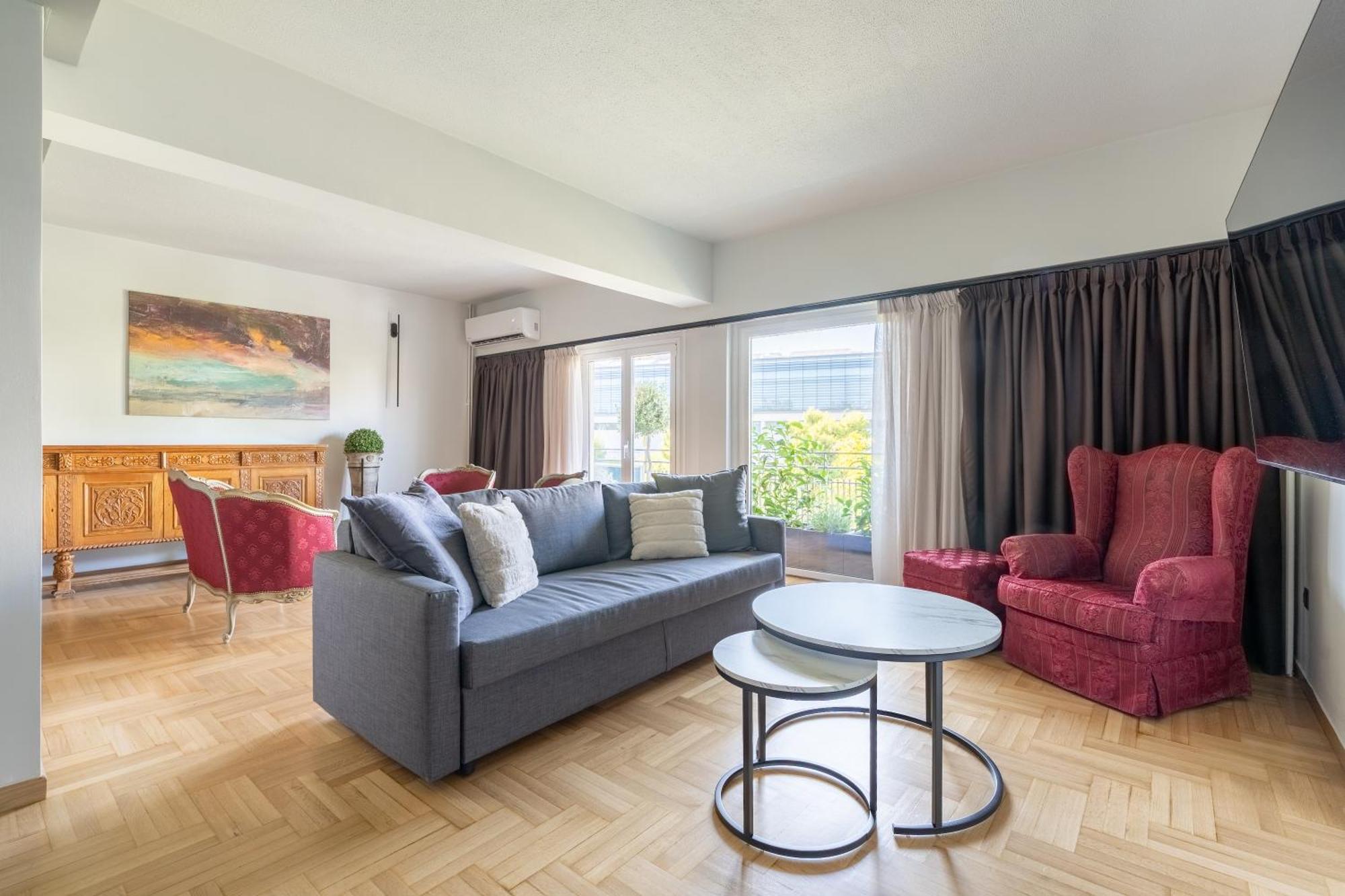 Athena Blue Lux Apartments 2Br 2Ba With City Skyline View, Near Kolonaki アテネ エクステリア 写真